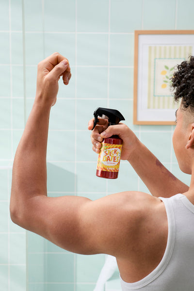 sticky-dates-glitter-mist-spray-