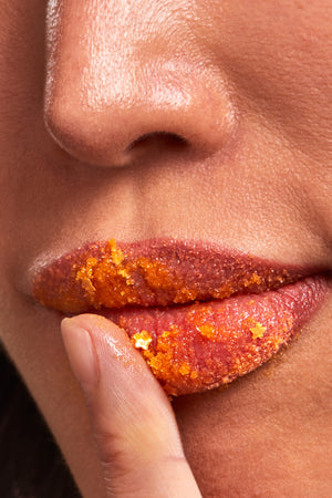 sticky-dates-lip-scrub-lippen-balsam-&-peeling