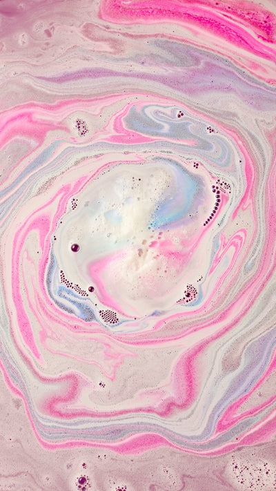 swiss-magic-cow-bath-bomb-badebomben