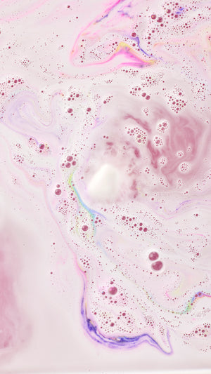 unicorn_poop_bath_bomb_wbbd_hero_2026_15
